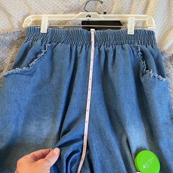 Blue Wide-Leg Women Chambray Cotton Light Weight Cropped Pants - Picture 9 of 10